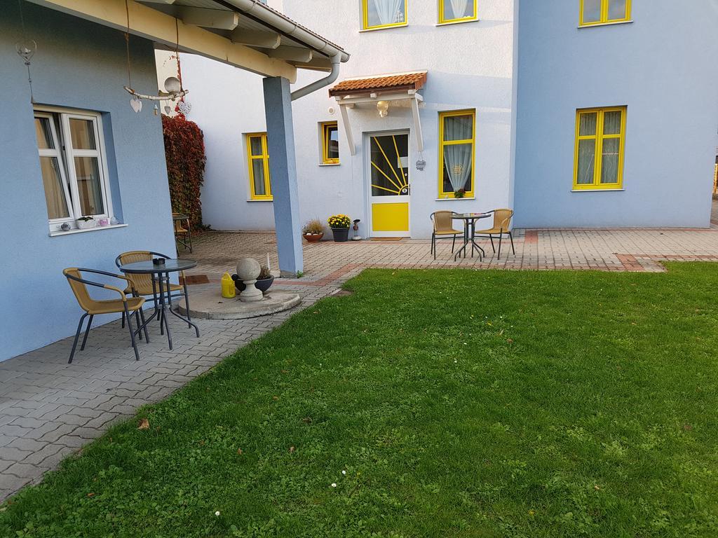 Villa Sonnenschein 라안데르타야 외부 사진